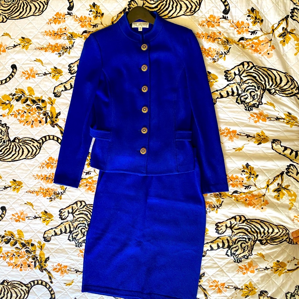 St John 2 piece skirt suit